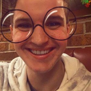 Meet your Posher, Chaz